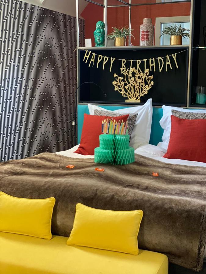 Maison De Sas Bed & Breakfast ลาเรน ภายนอก รูปภาพ