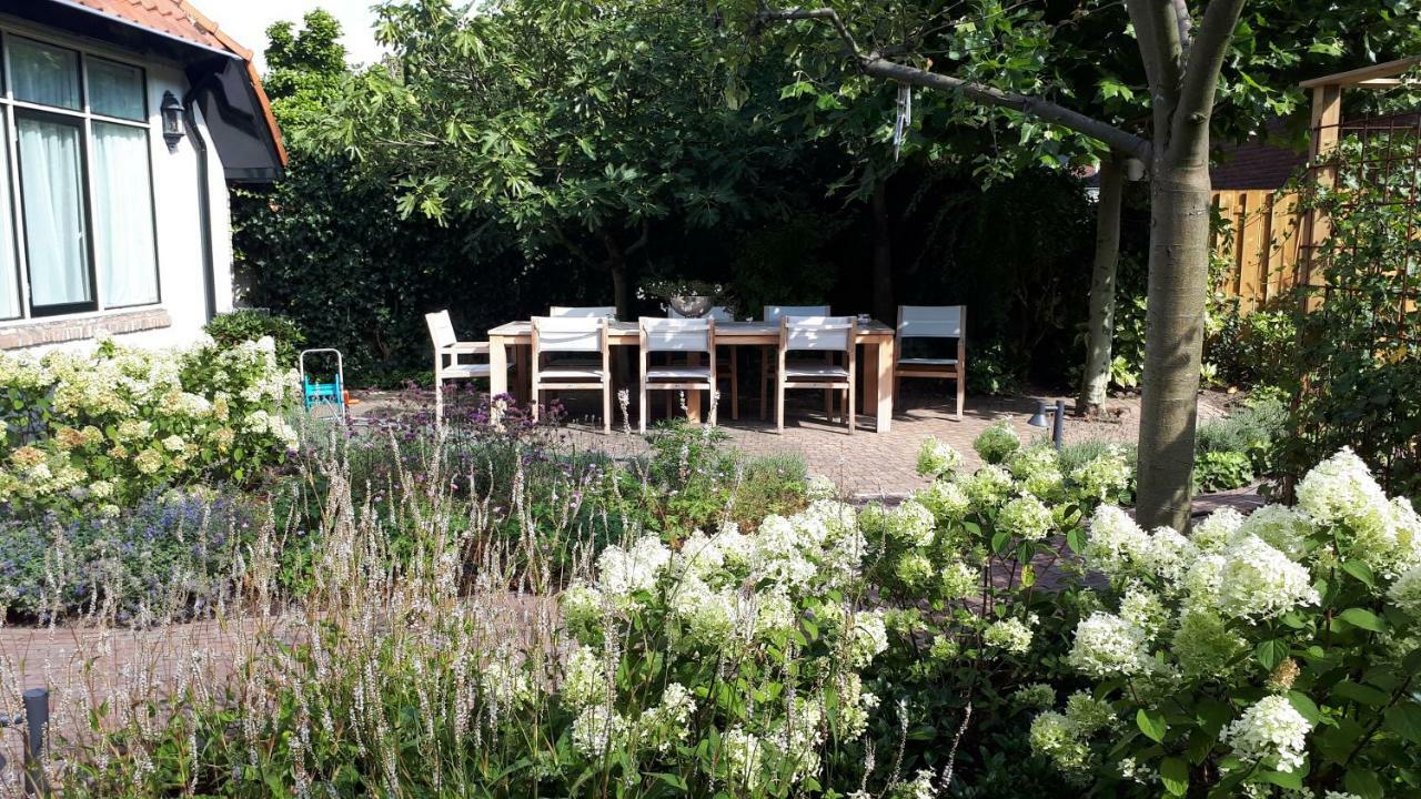 Maison De Sas Bed & Breakfast ลาเรน ภายนอก รูปภาพ